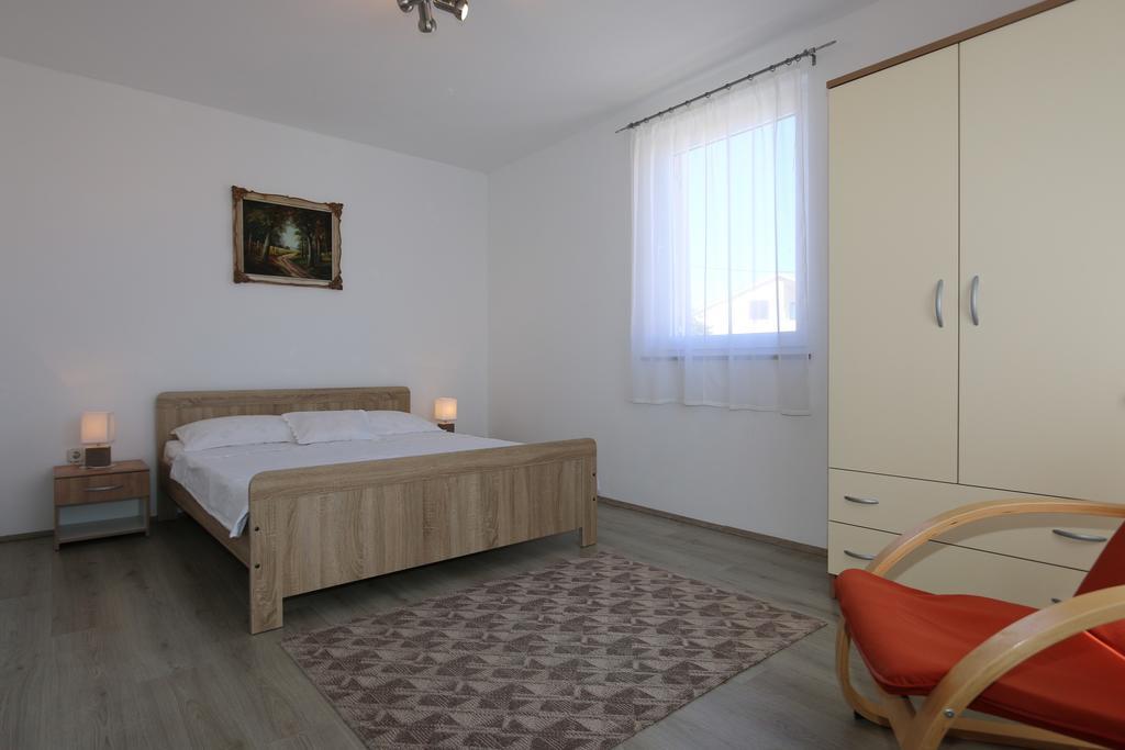 Apartments Mihalic Šilo Esterno foto